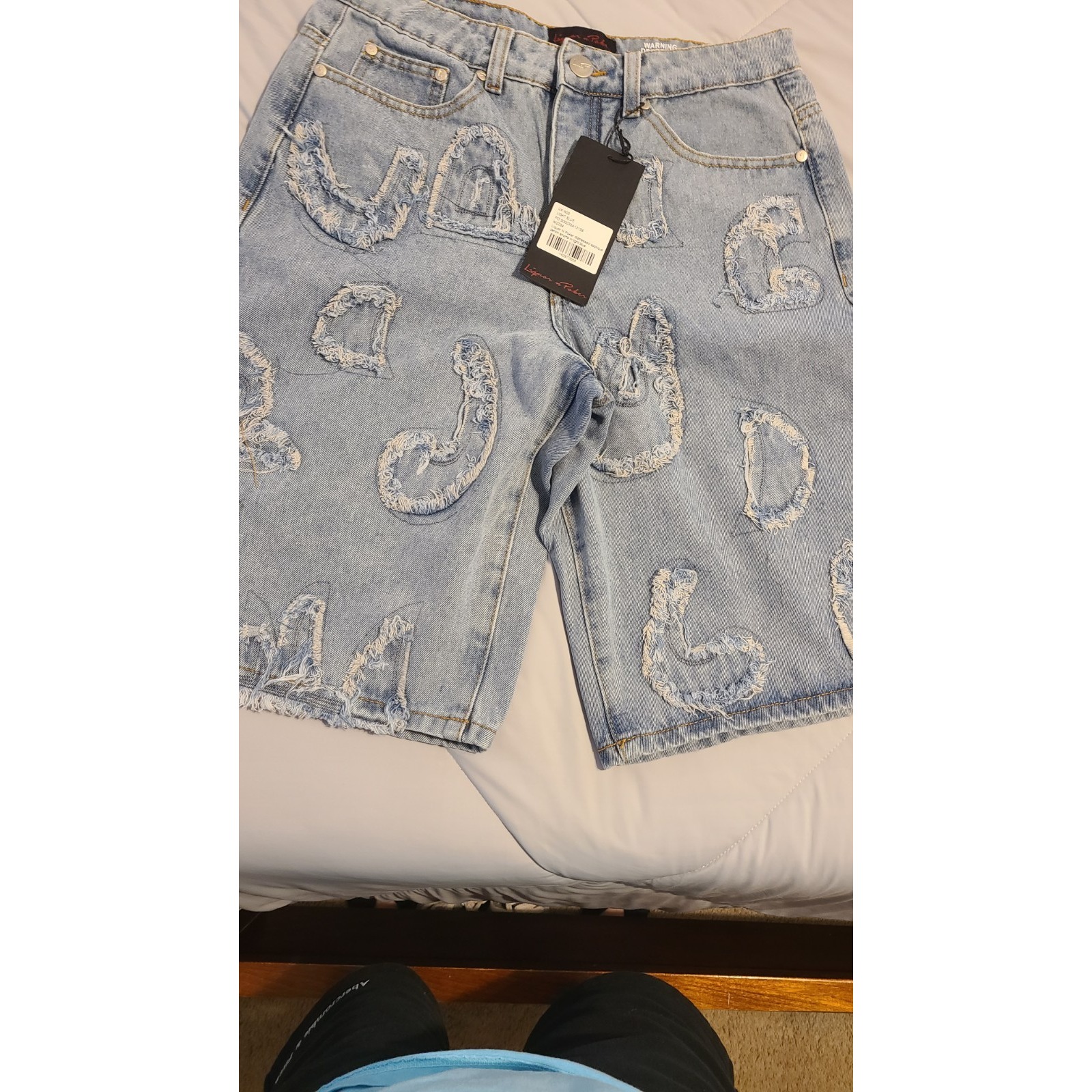 Liquor n Poker blue jeans shorts size 30R distressed applique