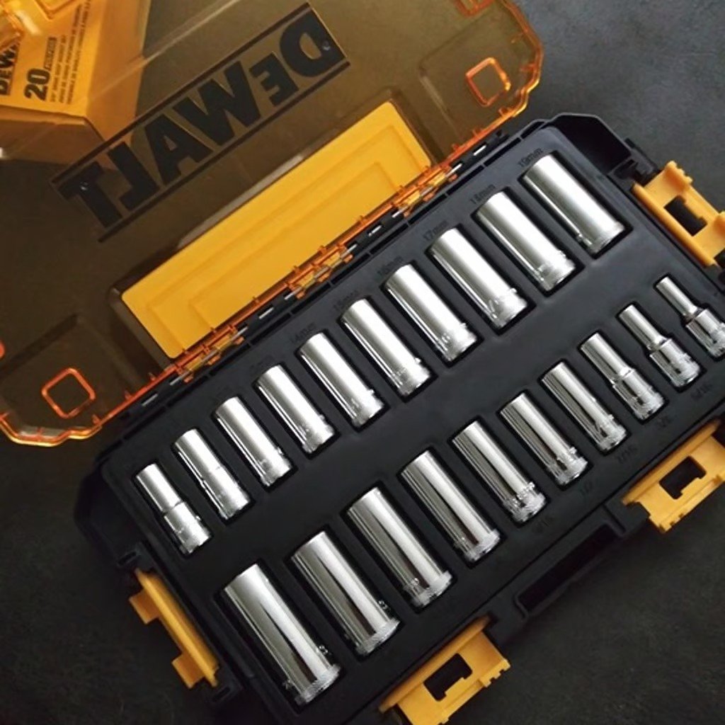 20 Piece Tool Kit 3/8'' Drive Deep Socket Set - NEW!