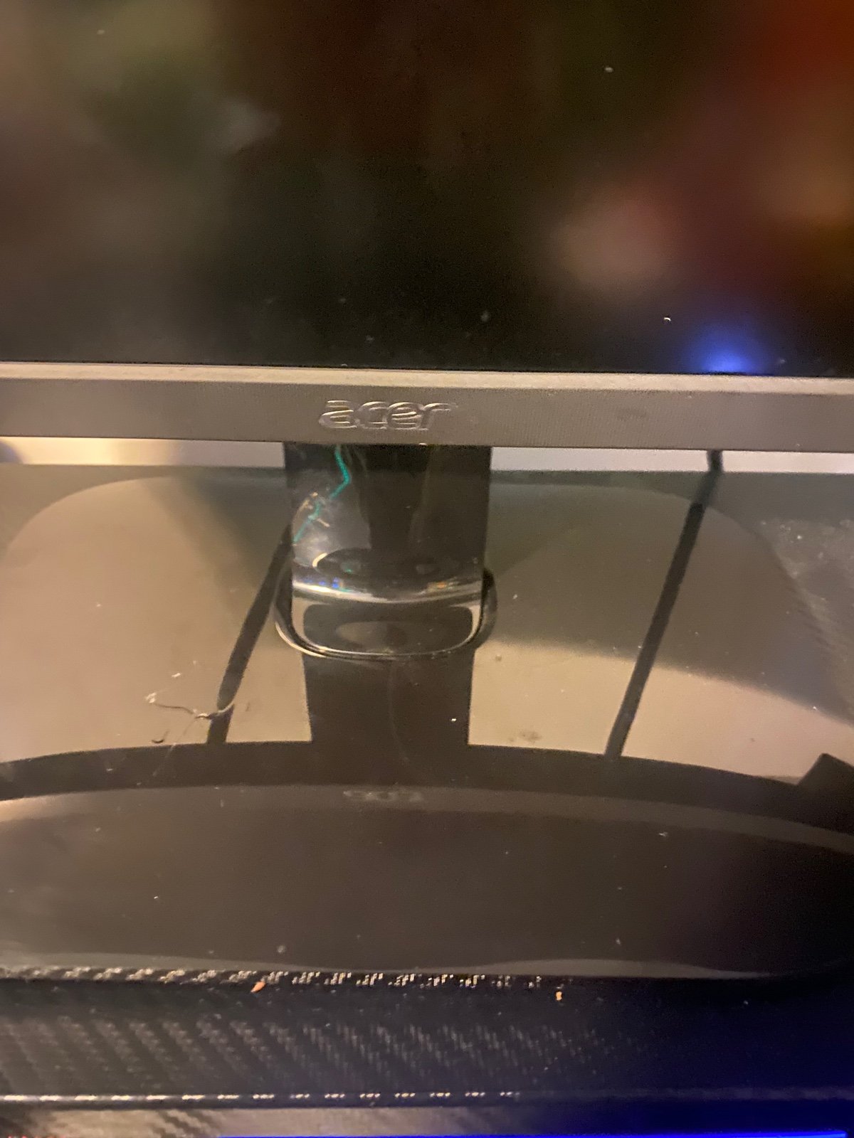 I’m selling a monitor