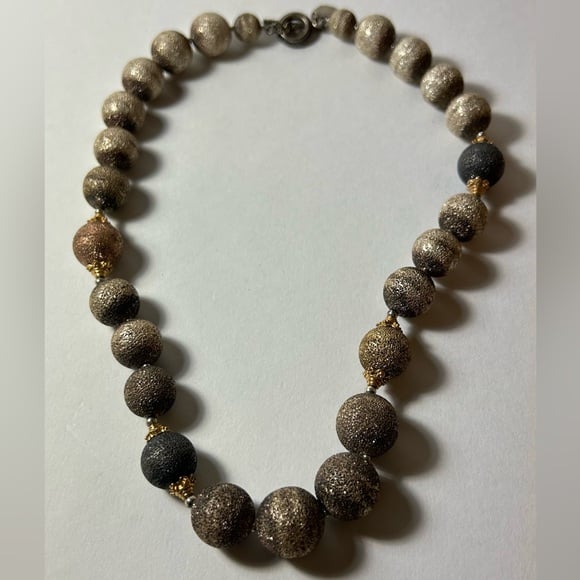Exquisite Amy Kahn Russell Sterling Silver Ball Bead Necklace