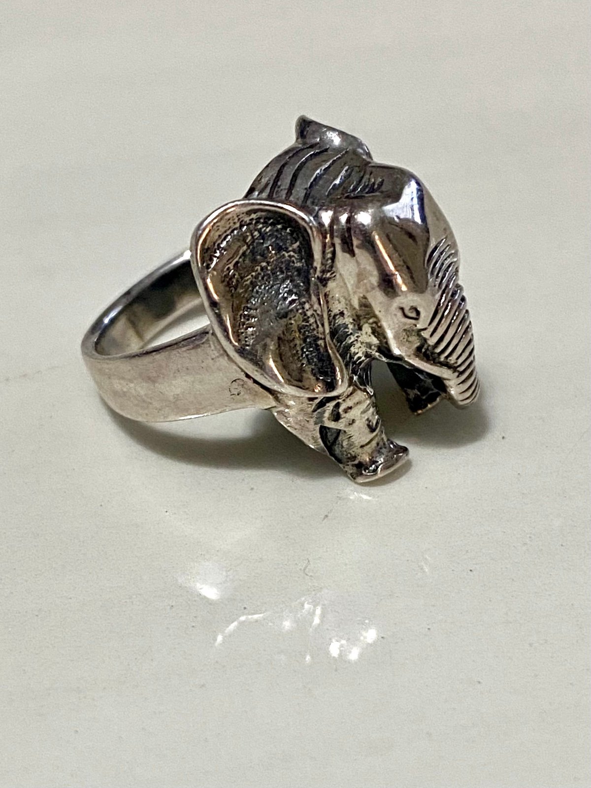 Vintage Sterling Silver Elephant Ring Size 5.75