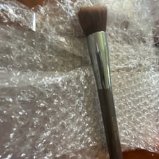 juice beauty foundation Brush