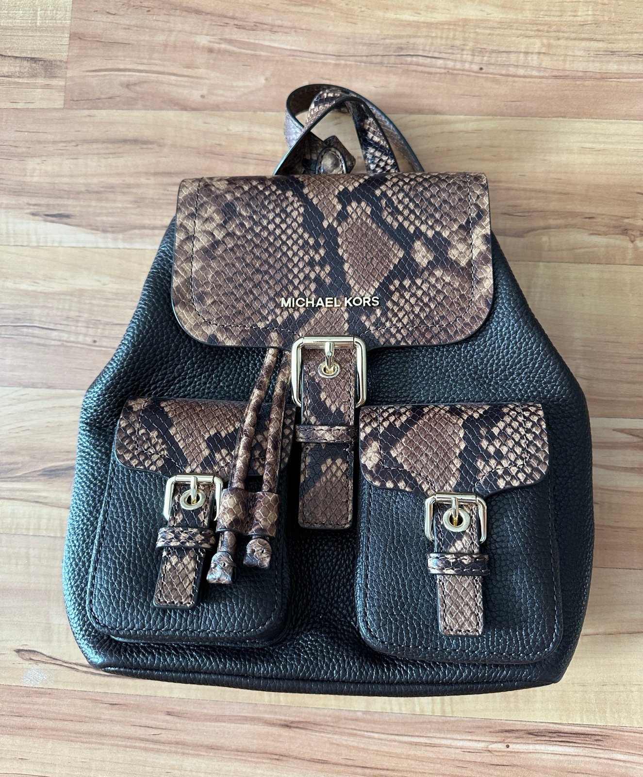 Micheal Kors Susie leather backpack