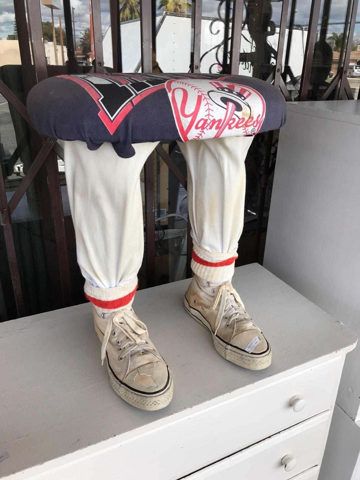 Retro style yankee foot chair