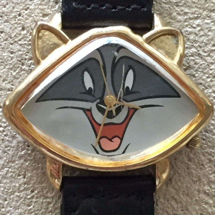 VINTAGE DISNEY POCAHONTAS RACCOON WATCH