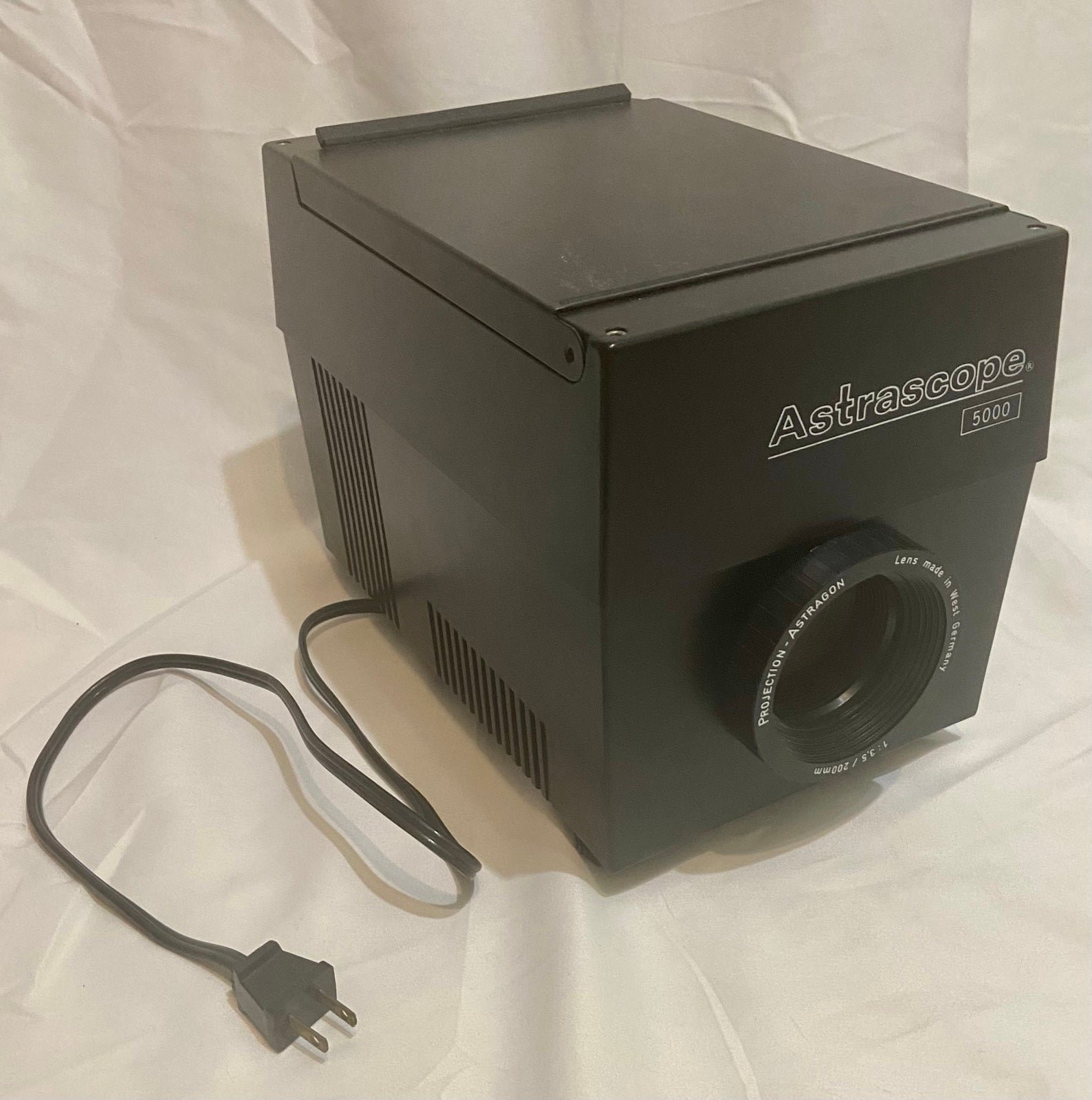 Vintage Astrascope 5000 Image Englarging Projector