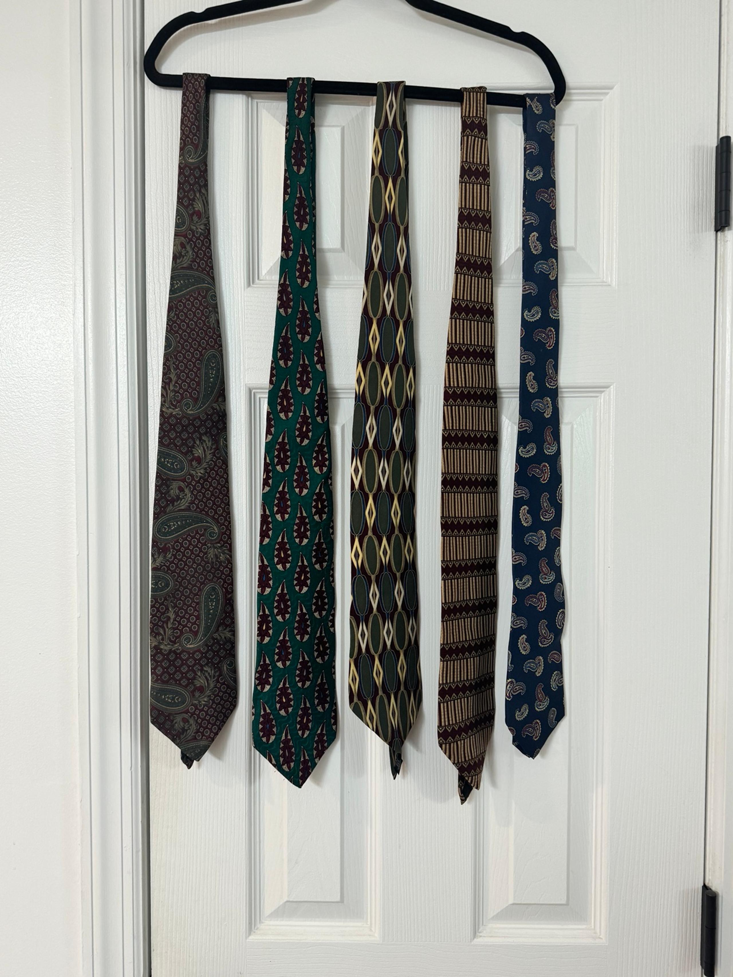 Men's Bill Blass 5 Tie lot