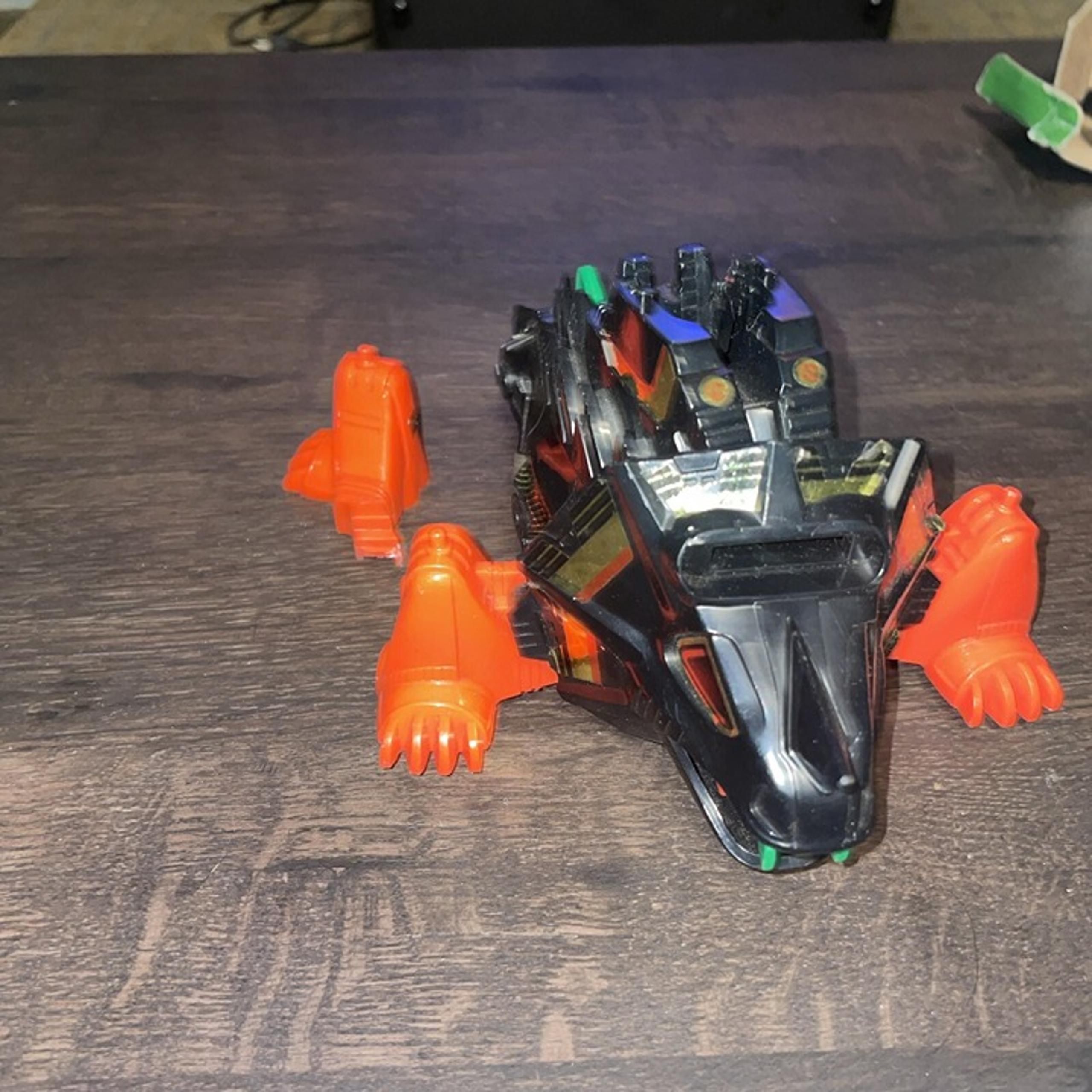 Twinhorn Stalkors Starriors 1983 Tomy Action Figure Incomplete Parts