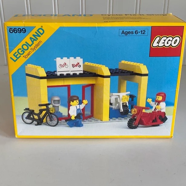 Vintage Lego 6699-Cycle Fix it Shop