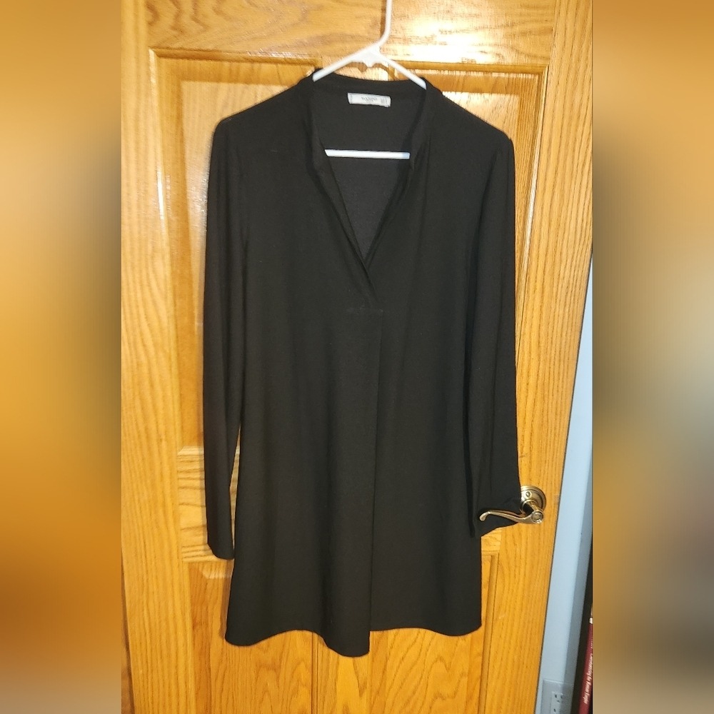Basic Black Short Long Sleeve Mango Dress