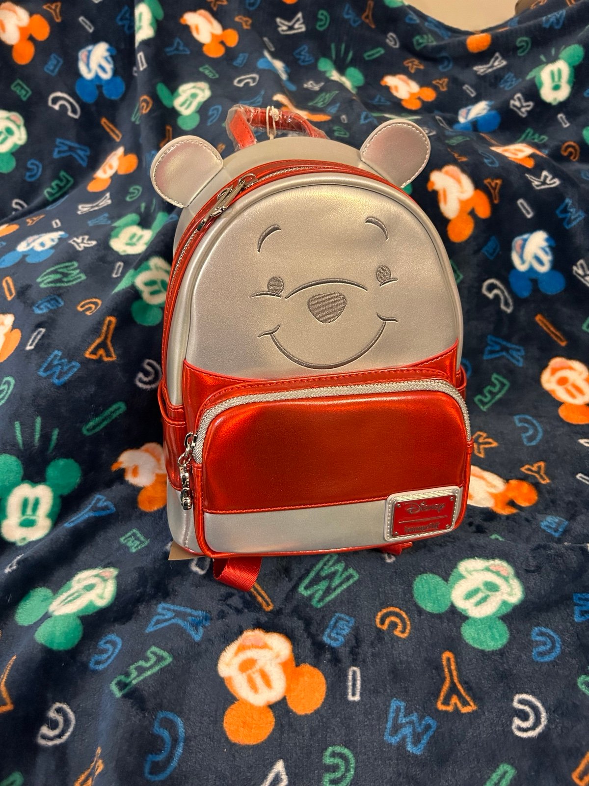 Loungefly Disney100 LE Exclusive Platinum Winnie the Pooh Cosplay mini bkpk