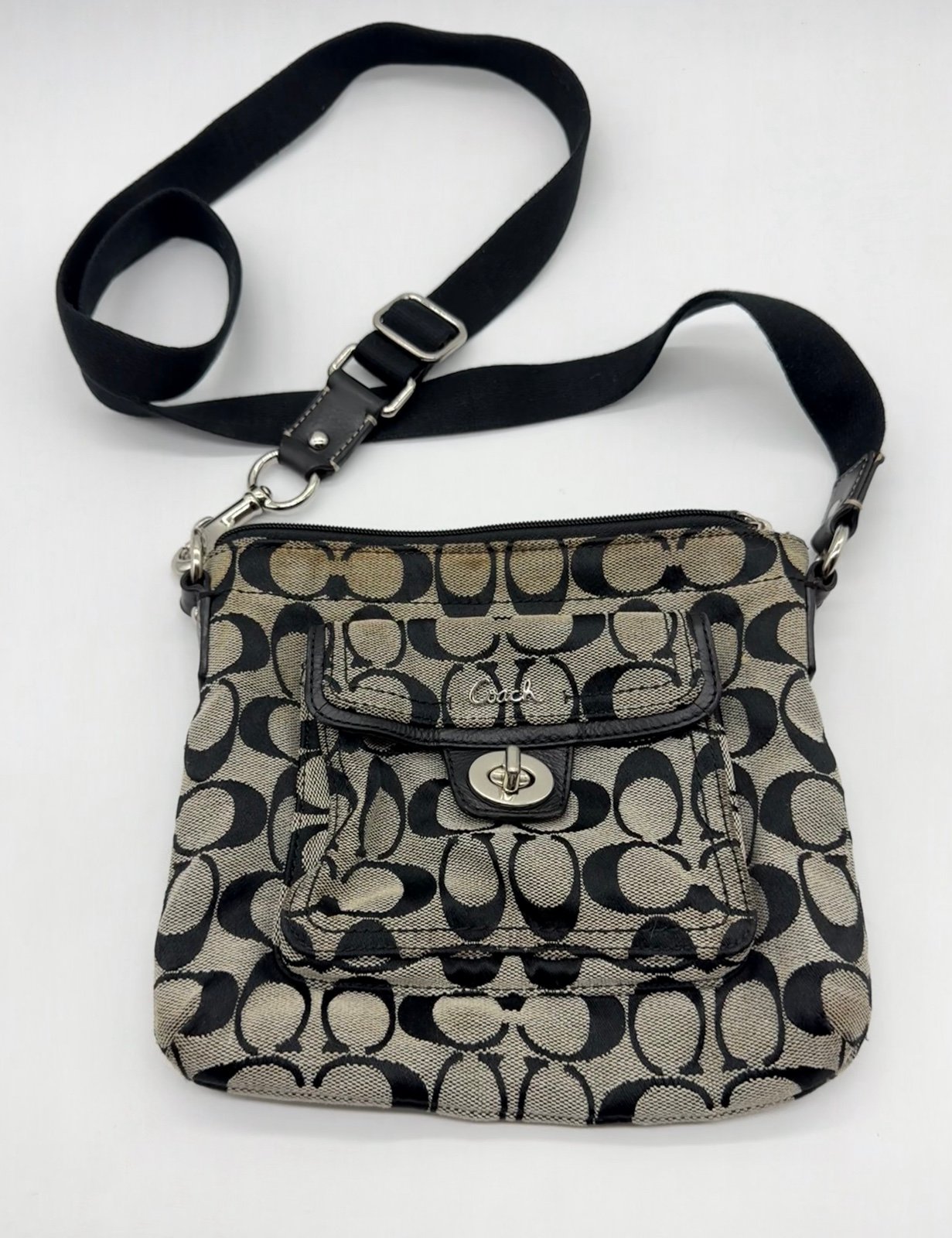 COACH Signature Canvas Shoulder Bag Turnlock Black Used