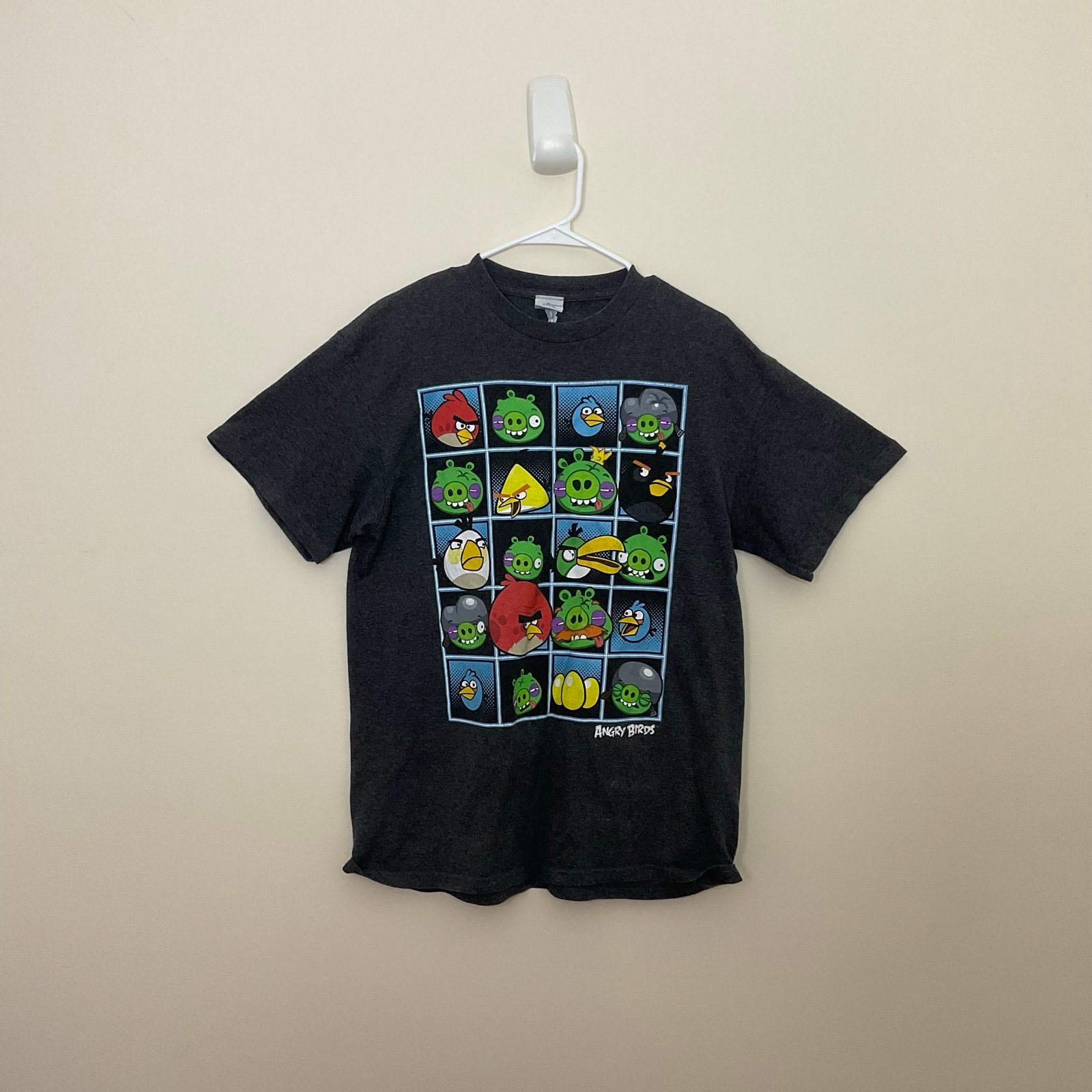Boys Grey Angry Birds Graphic Tee Size L