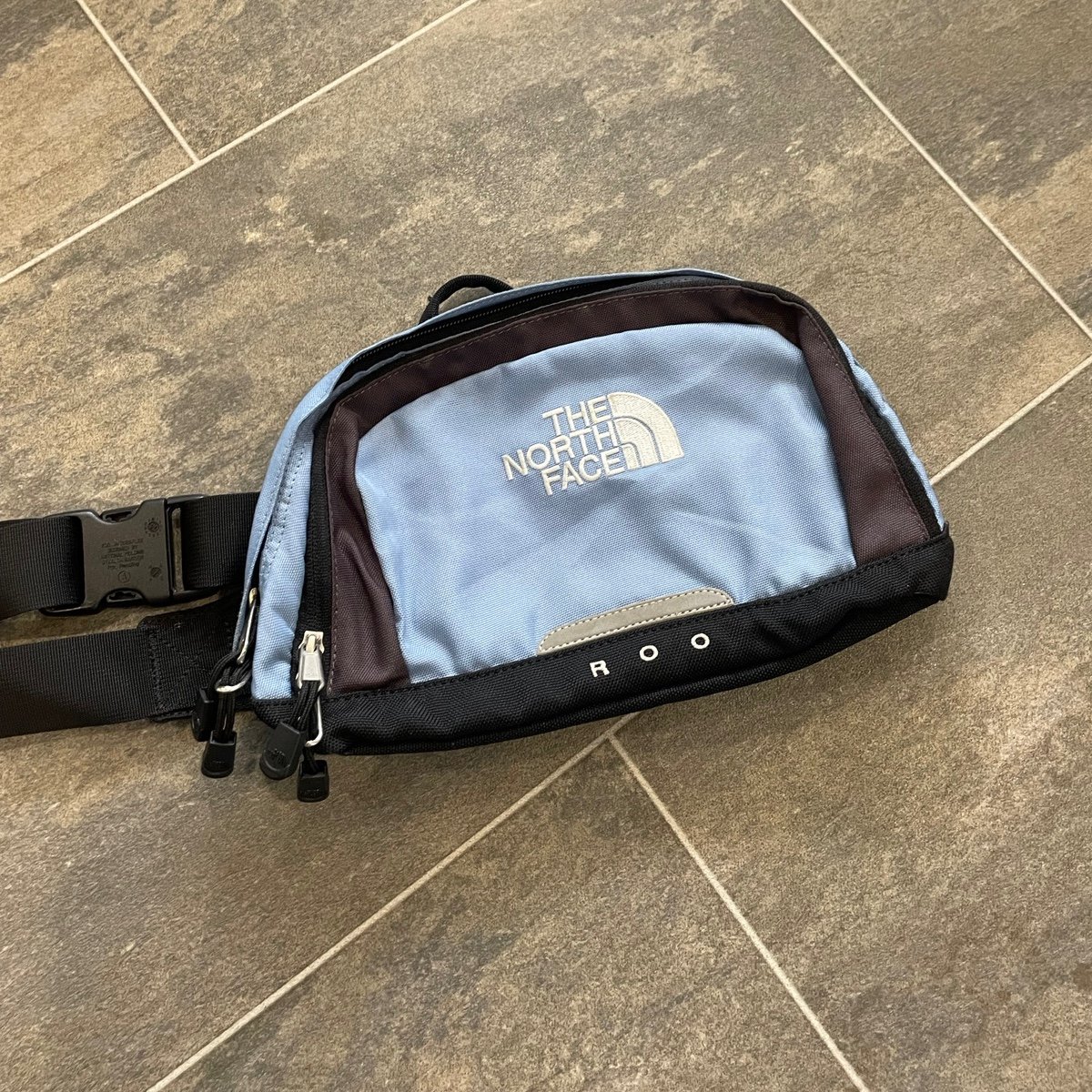 The North Face ROO Waist Fanny Pack Cross Body Bag Pack