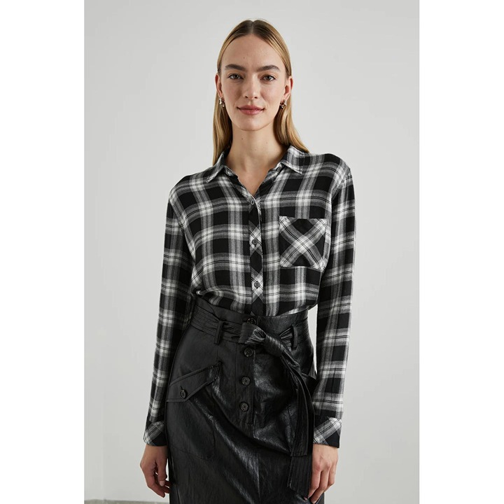 Rails Women’s Hunter Button Down in Midnight Snow-Size Medium