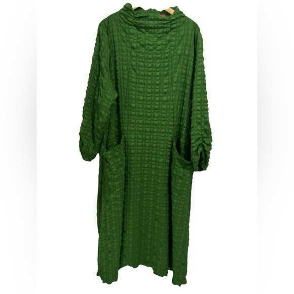 IC Collection Textured Bubble Check Pucker Mock Neck Lagenlook Art To Wear Dress