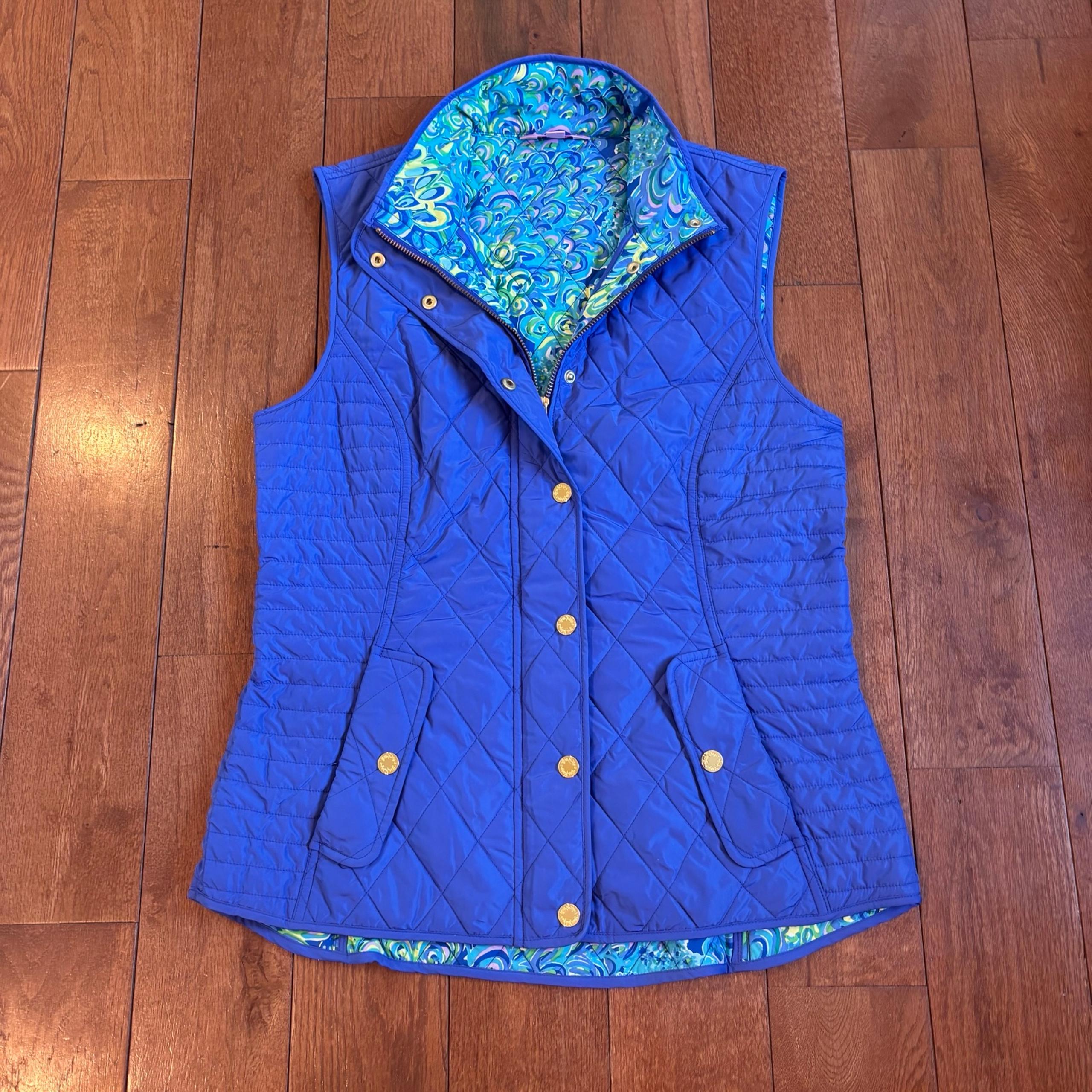 Womens Lilly Pulitzer Getaway Quilted Vest Blue Gold Buttons Full Zip sz M