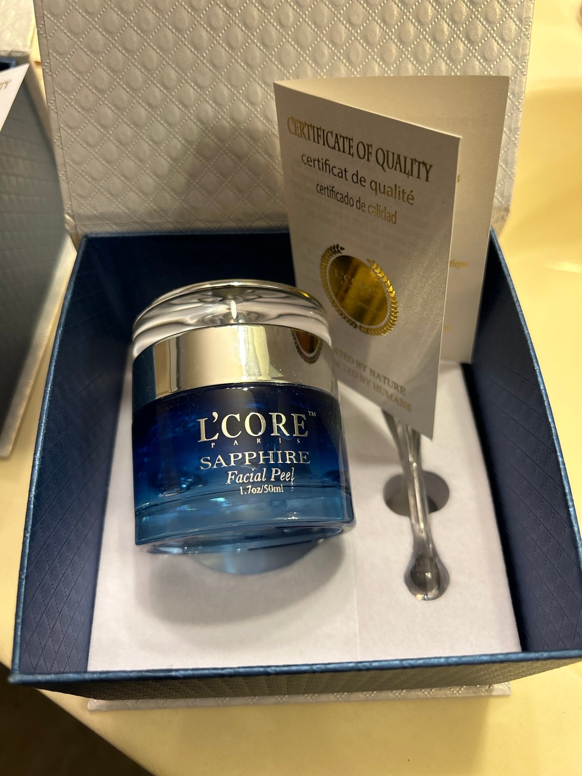 L’core paris sapphire facial peel