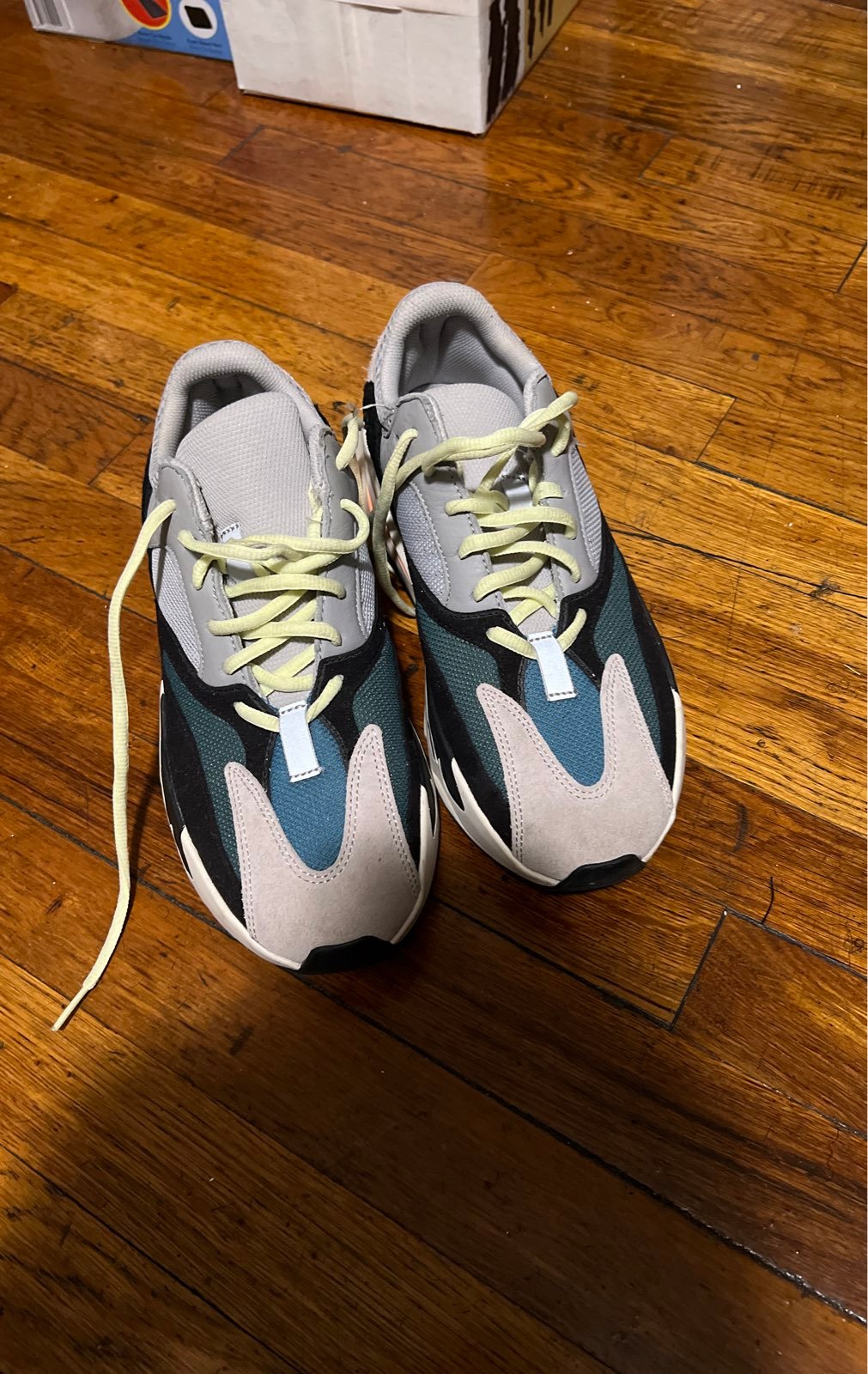 Yeezy boost 700