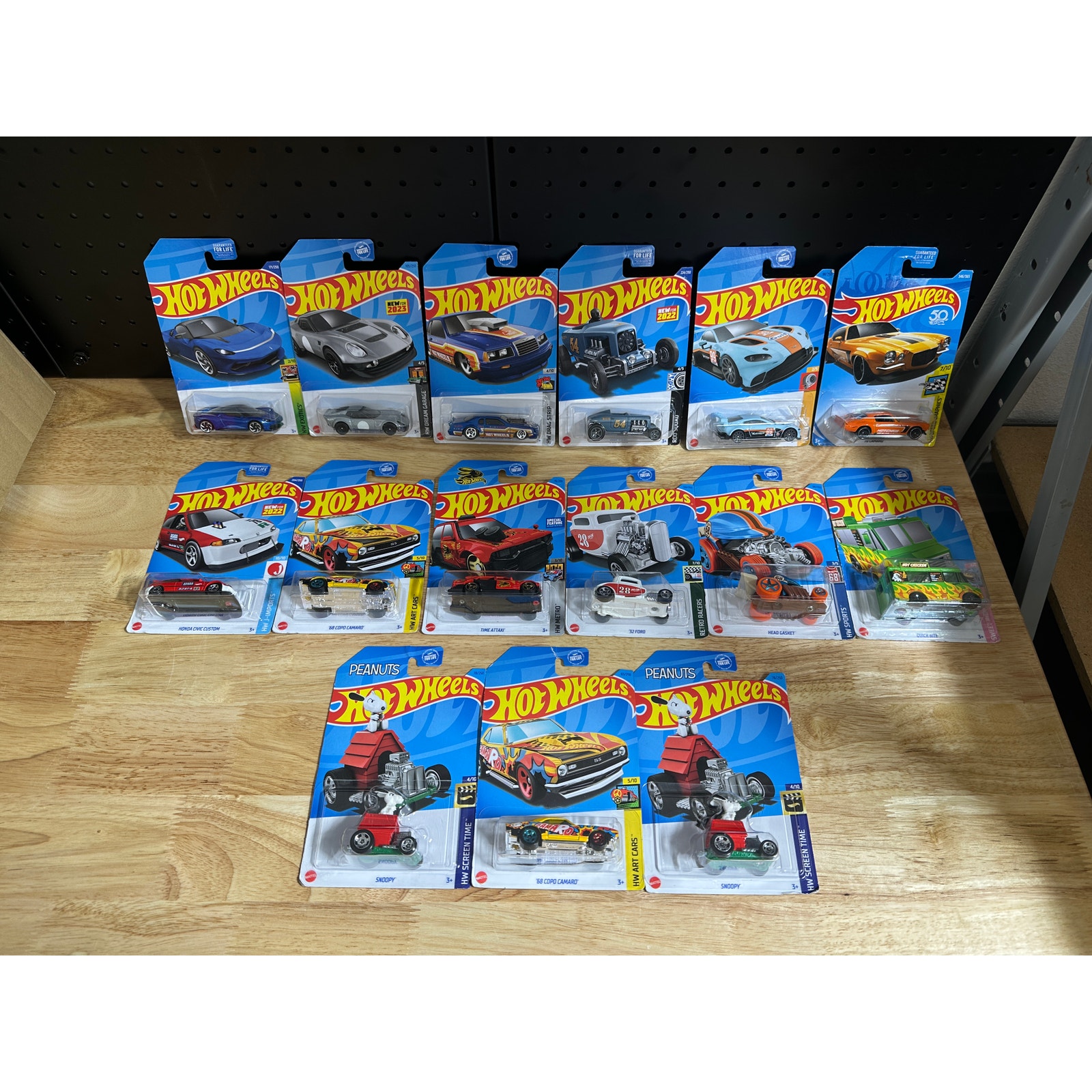 Lot of 15 Hot Wheels NIB