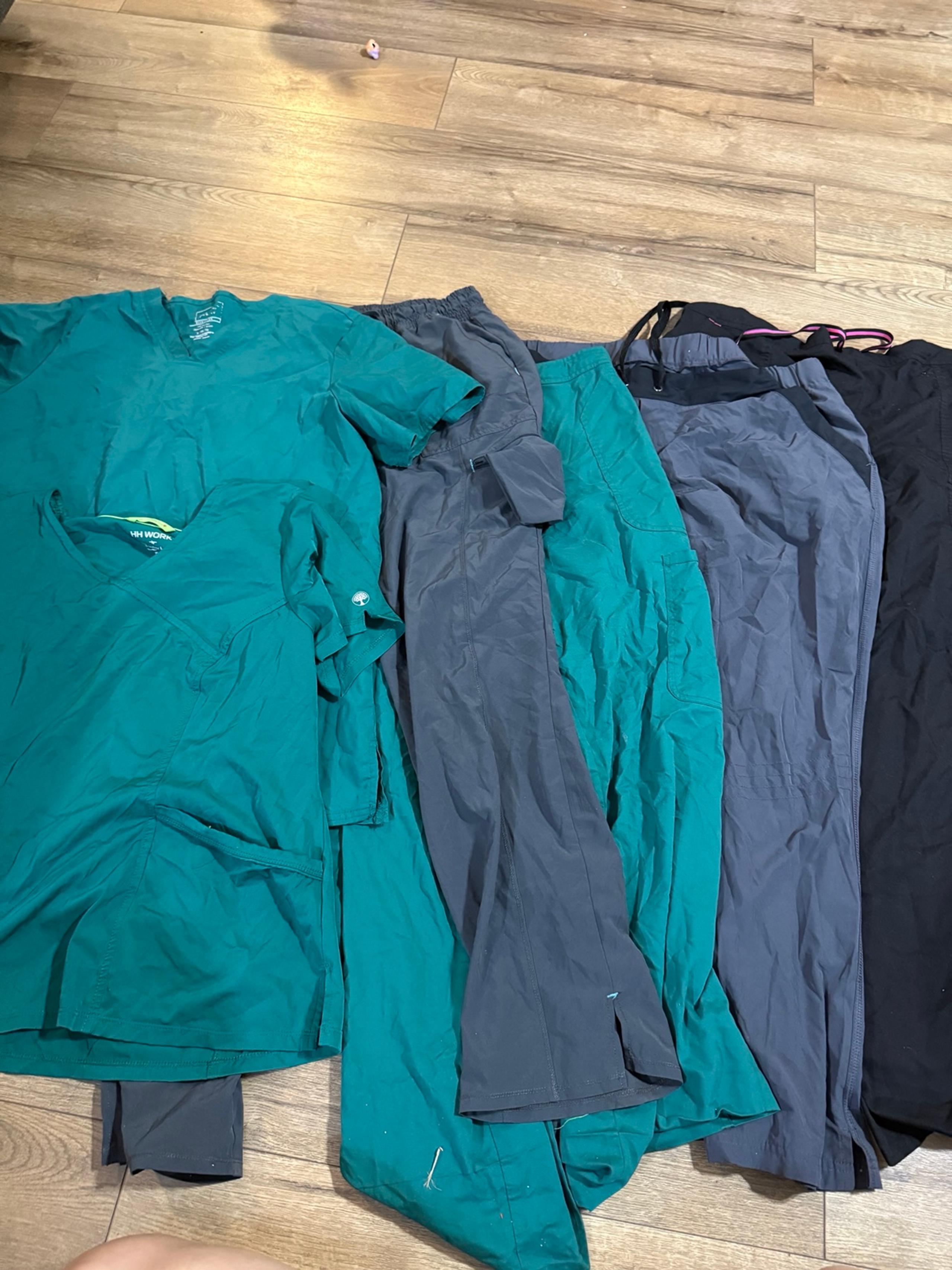 Scrub bundle lot of 6 medical scrub lot size XL for women