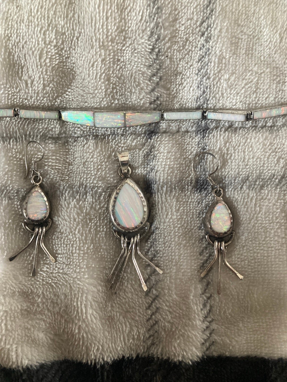 Vintage Full Mexican Opal Set With Pendant, Bracelet and Earrings