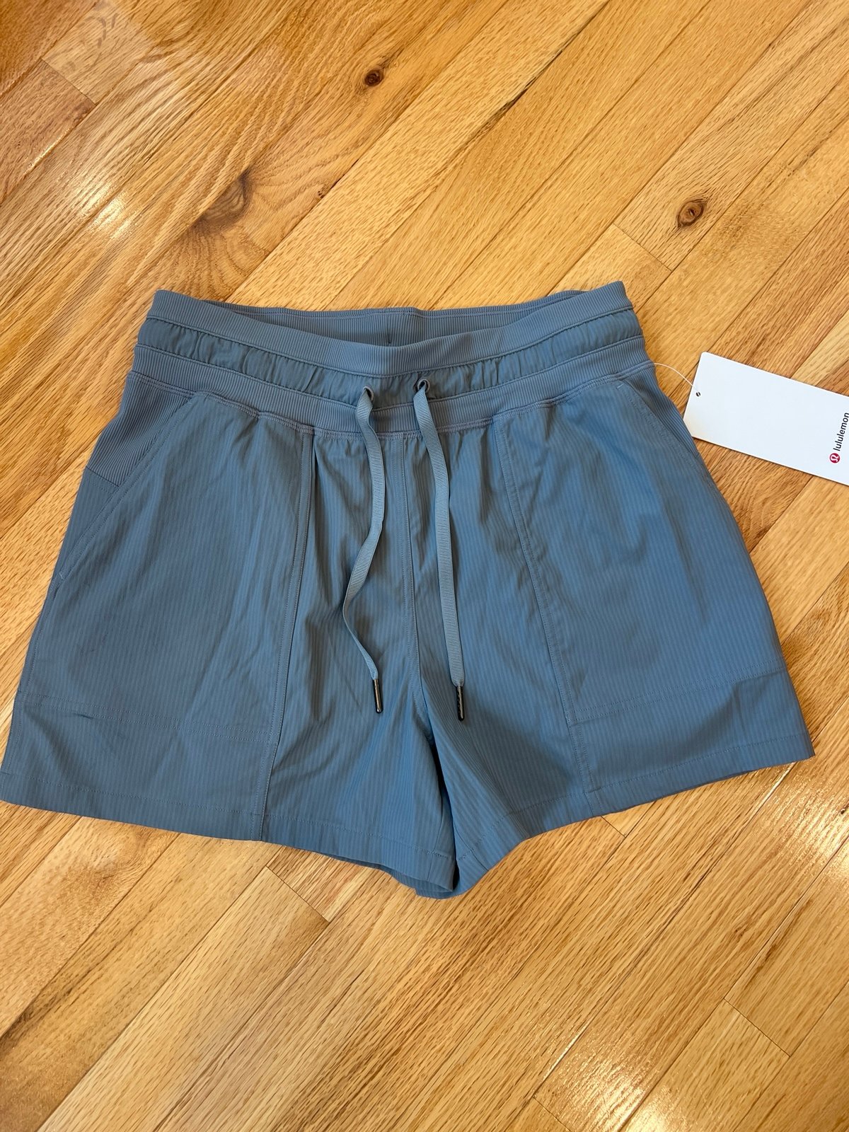 Lululemon Dance Studio HR Short NWT (6)