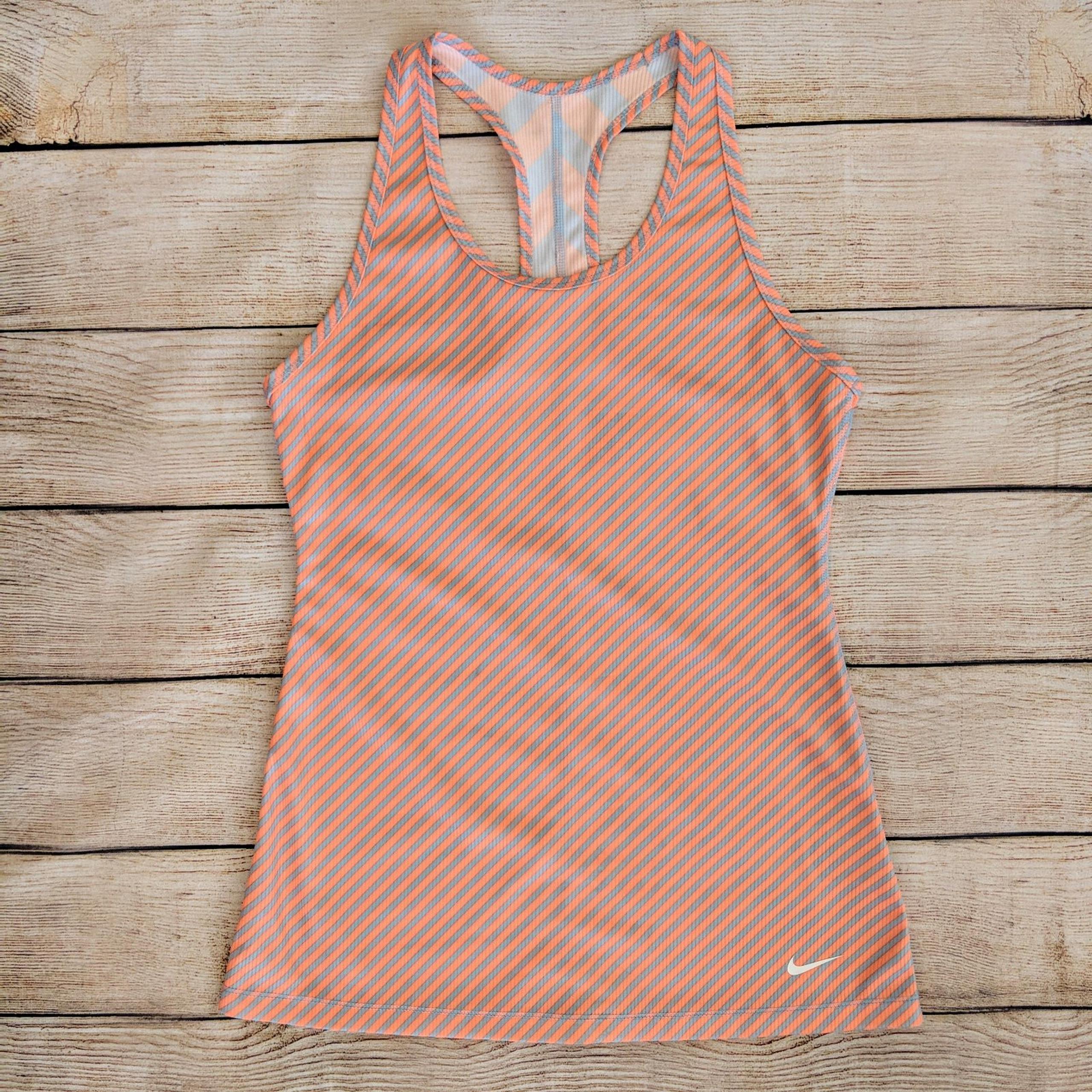 Nike slim fit sz Medium racerback Tank