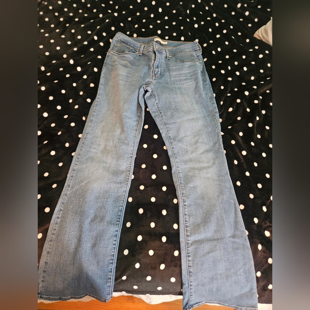 LEVI Classic Boot, size 10 (W30, L32) denim jeans