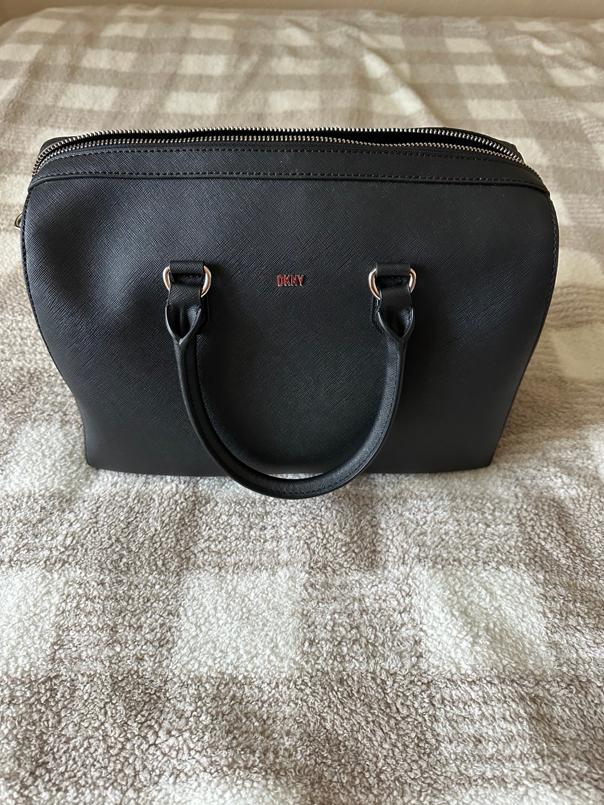 DKNY Bryant Park LG Duffle