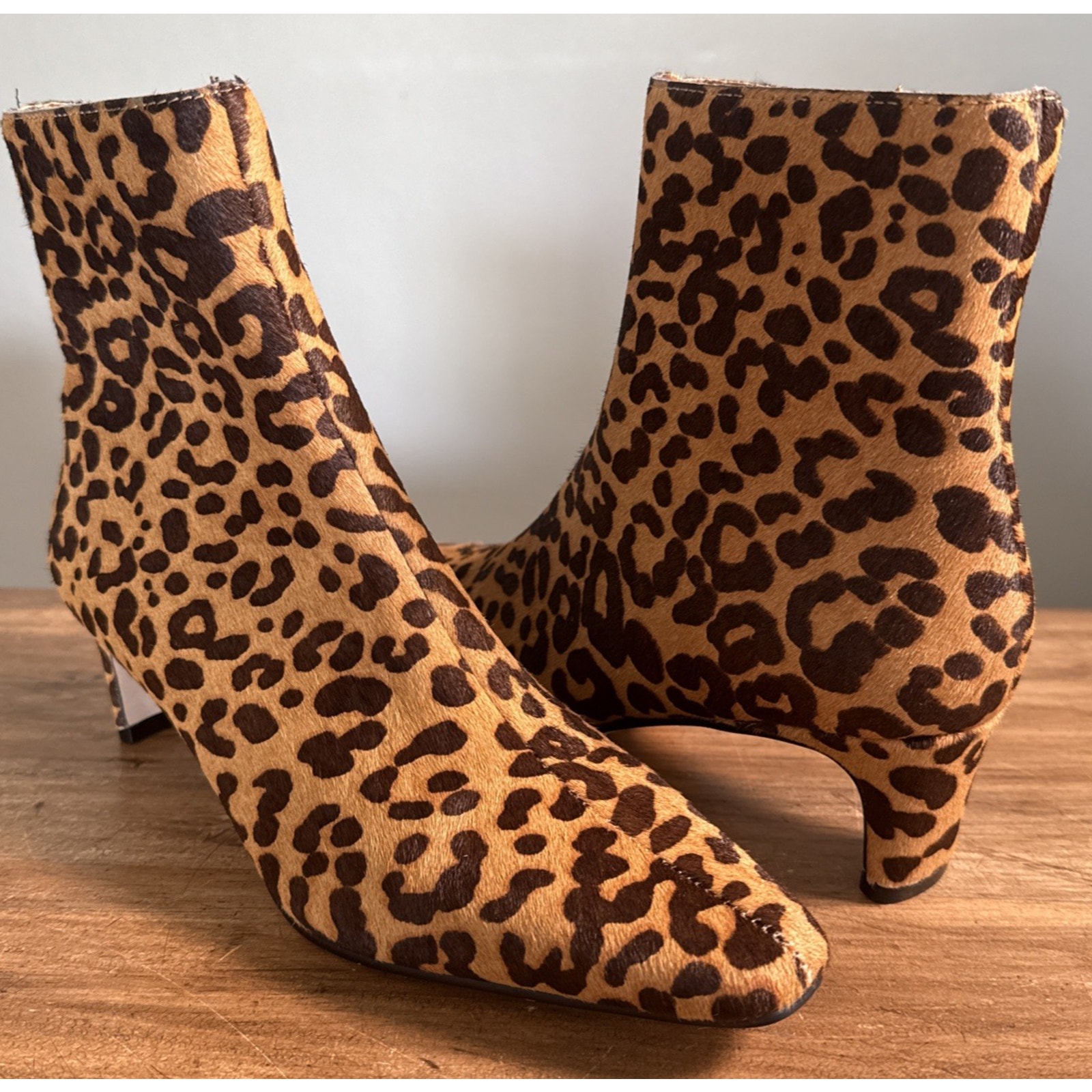 DELVIE LEOPARD LEOPARD STEVE MADDEN REAL FUR ANIMAL PRINT US 6 NIB RT 139.00