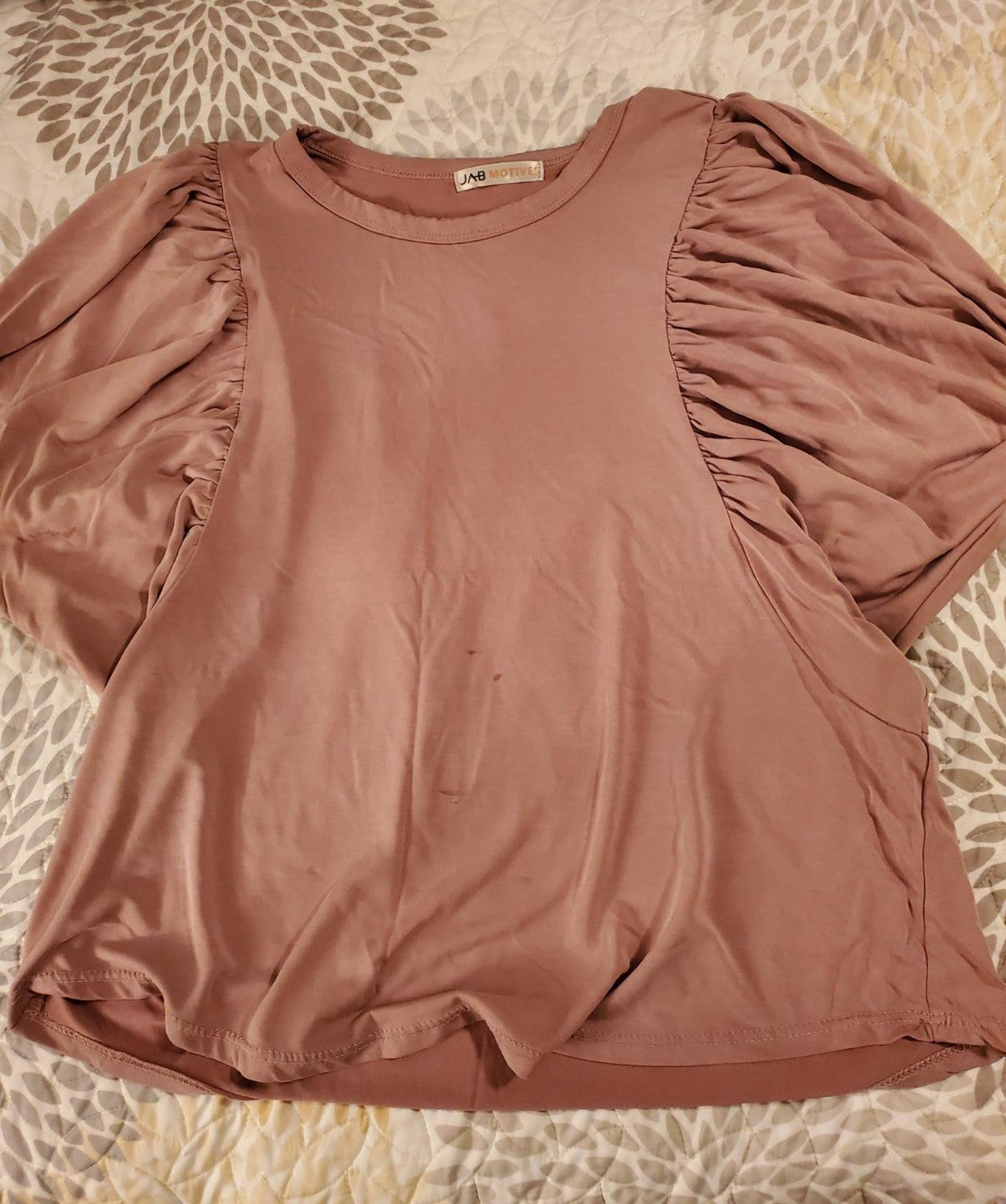 Women shirt