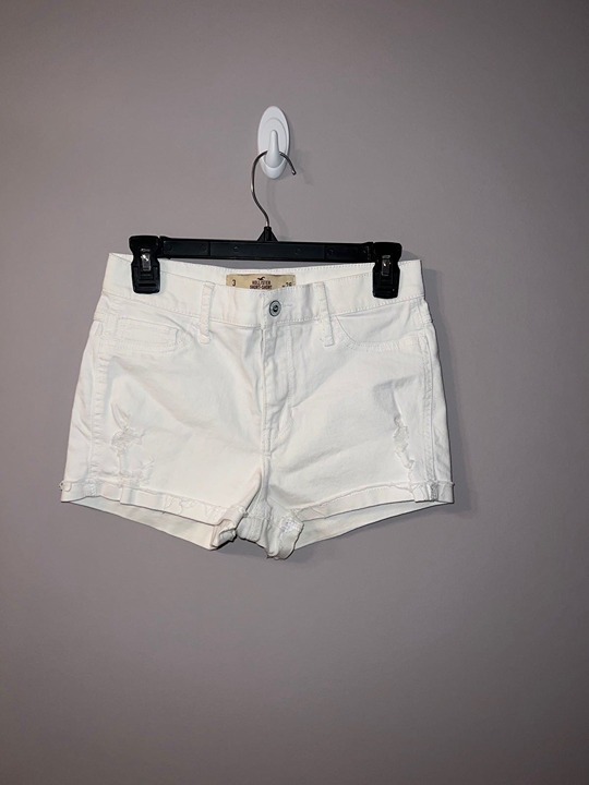 White jean shorts size 3