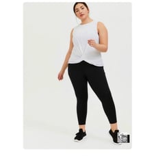 TORRID ACTIVE WHITE TANK TOP 1X