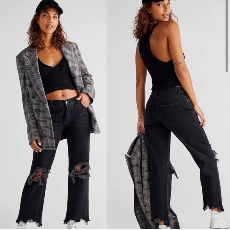 FREE PEOPLE NWT Maggie Mid Rise Strait Washed Black Distressed Jeans Size 24
