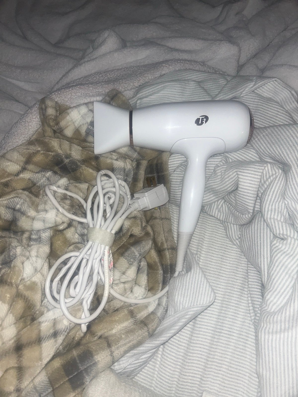 T3 blow dryer