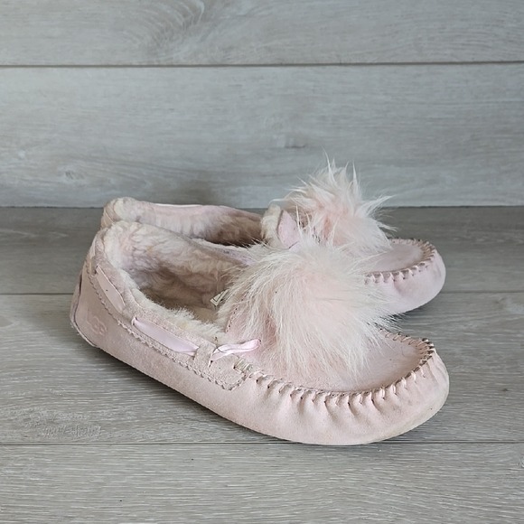 Ugg Australia Women Pink Pom Pom Fuzzy Moccasin Slippers Clog Shoes Sz 7