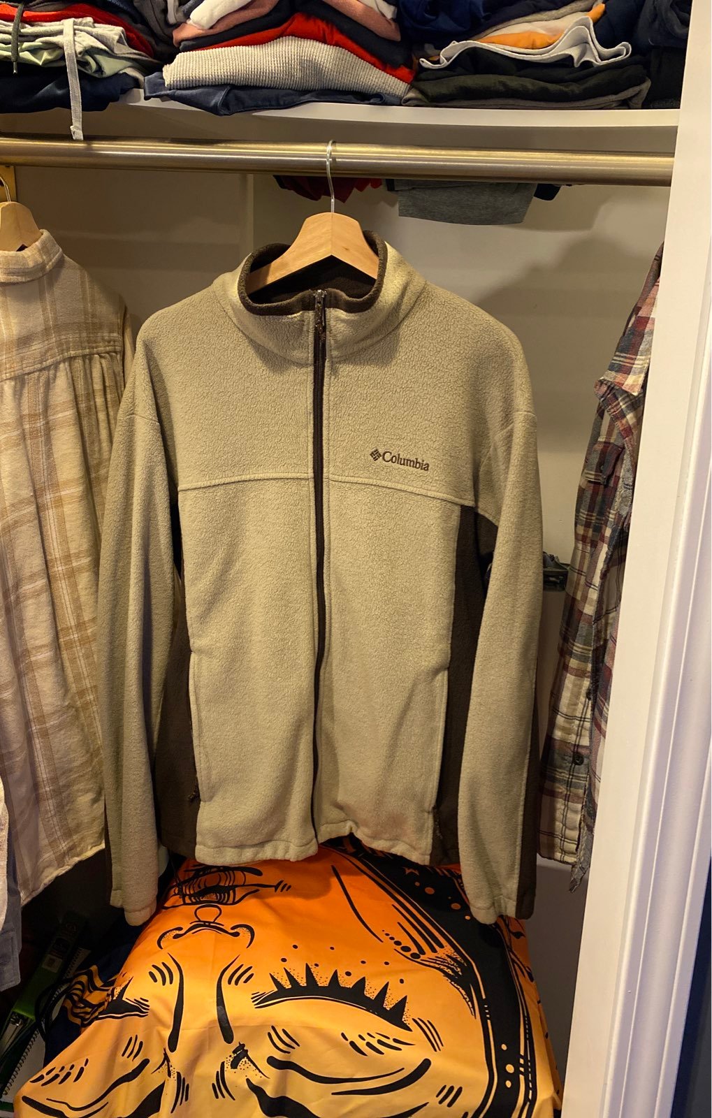 Columbia fleece jackets for men
