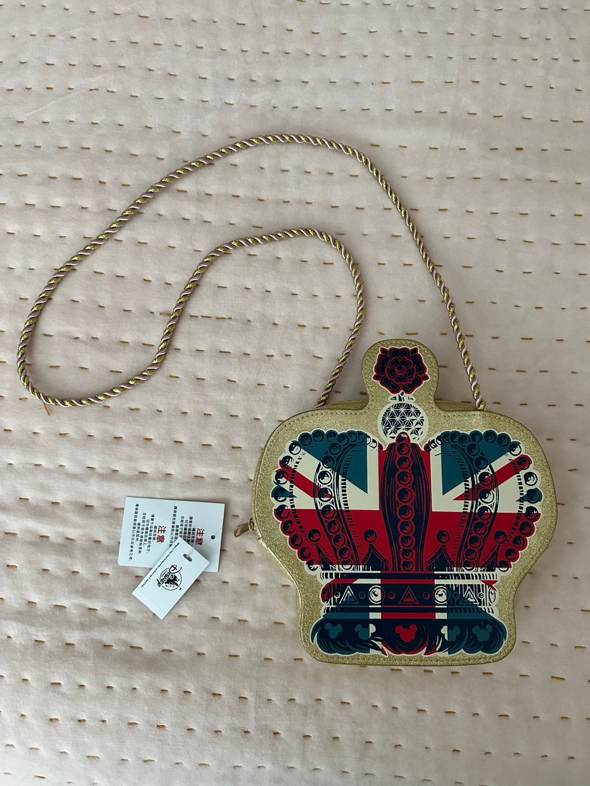Disney Epcot England royalty crown purse