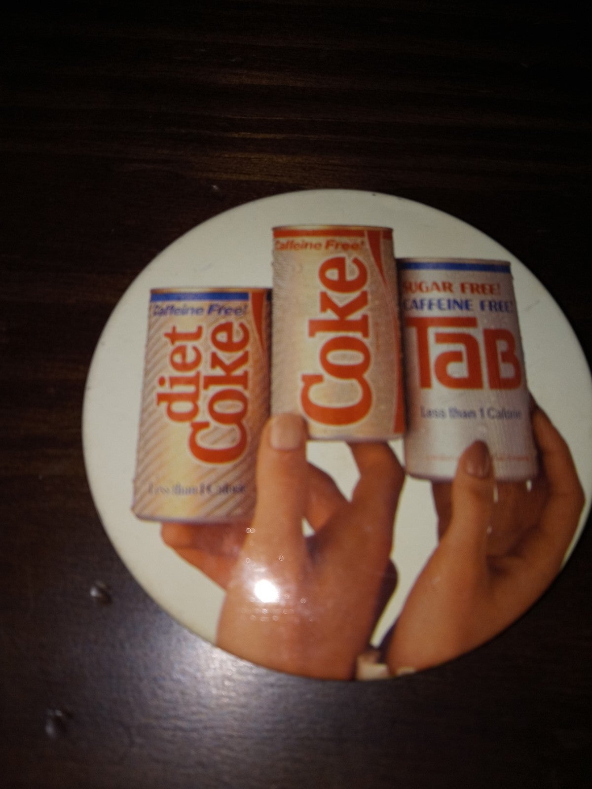 (Sendoffer) rare Big coke/dietcoke/diet tab button/pin