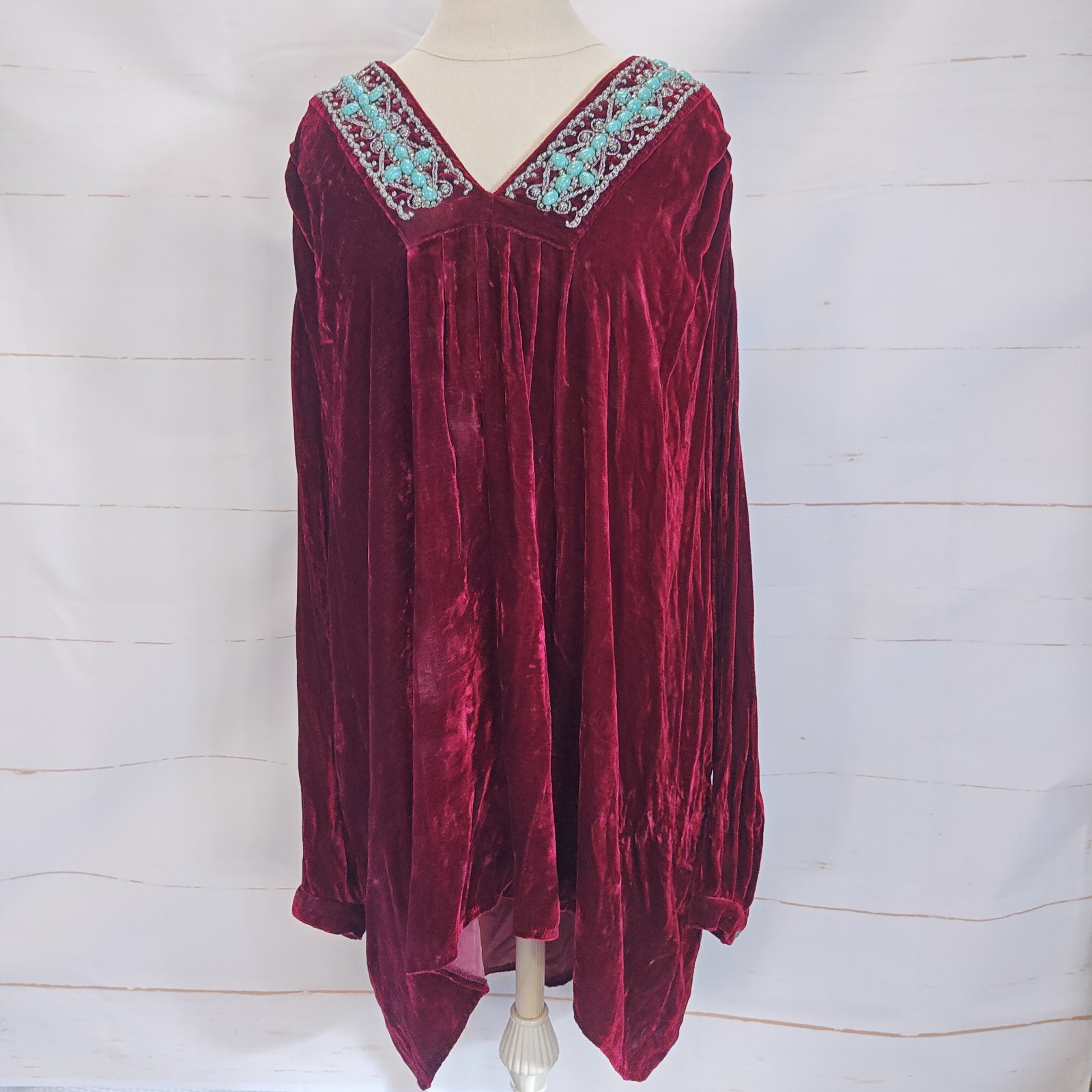 Double D Ranch Red Velvet Vneck Silk Tunic Top Turquoise & Metal Accents 1X Plus