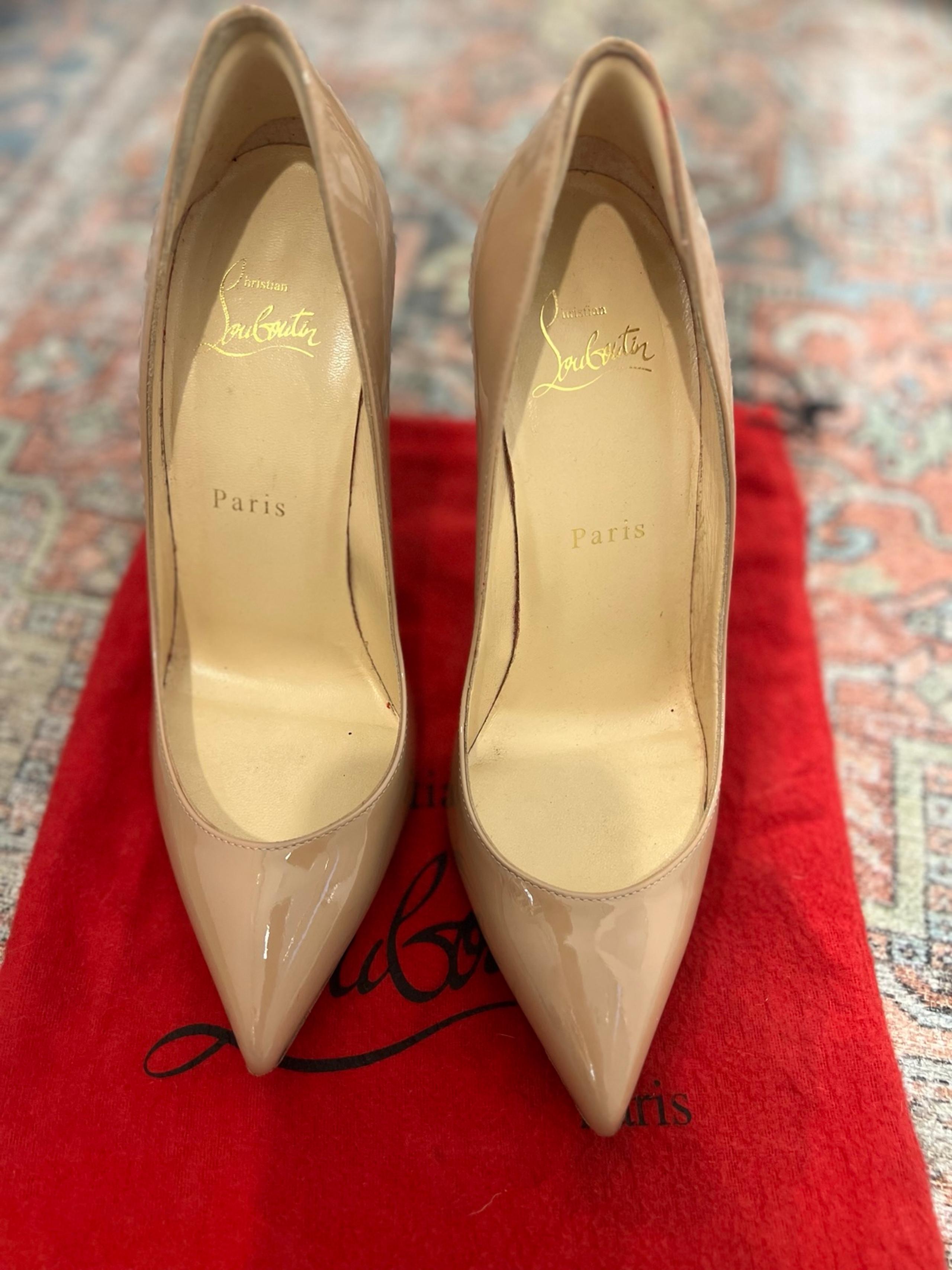 Christian Louboutin Pigalle Follies 100 Patent Leather
Pumps size 37