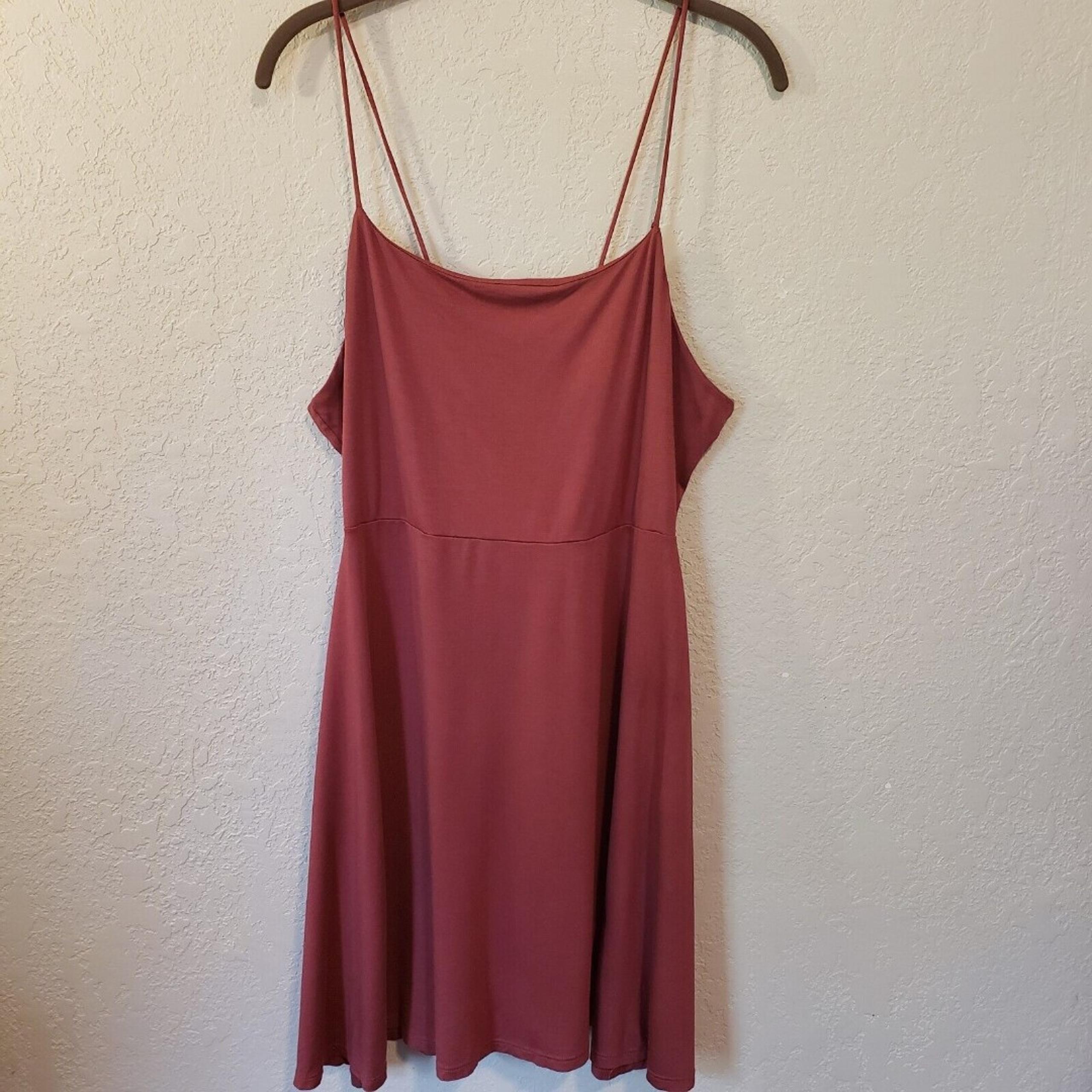 Wet Seal Womens Rust Copper Lace Up Back Halter Top Size Medium