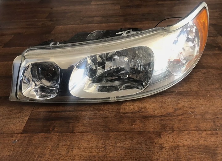 Headlight Assembly-Headlight DIY SOLUTIONS LHT09426 fits 1998 Lincoln Town Car