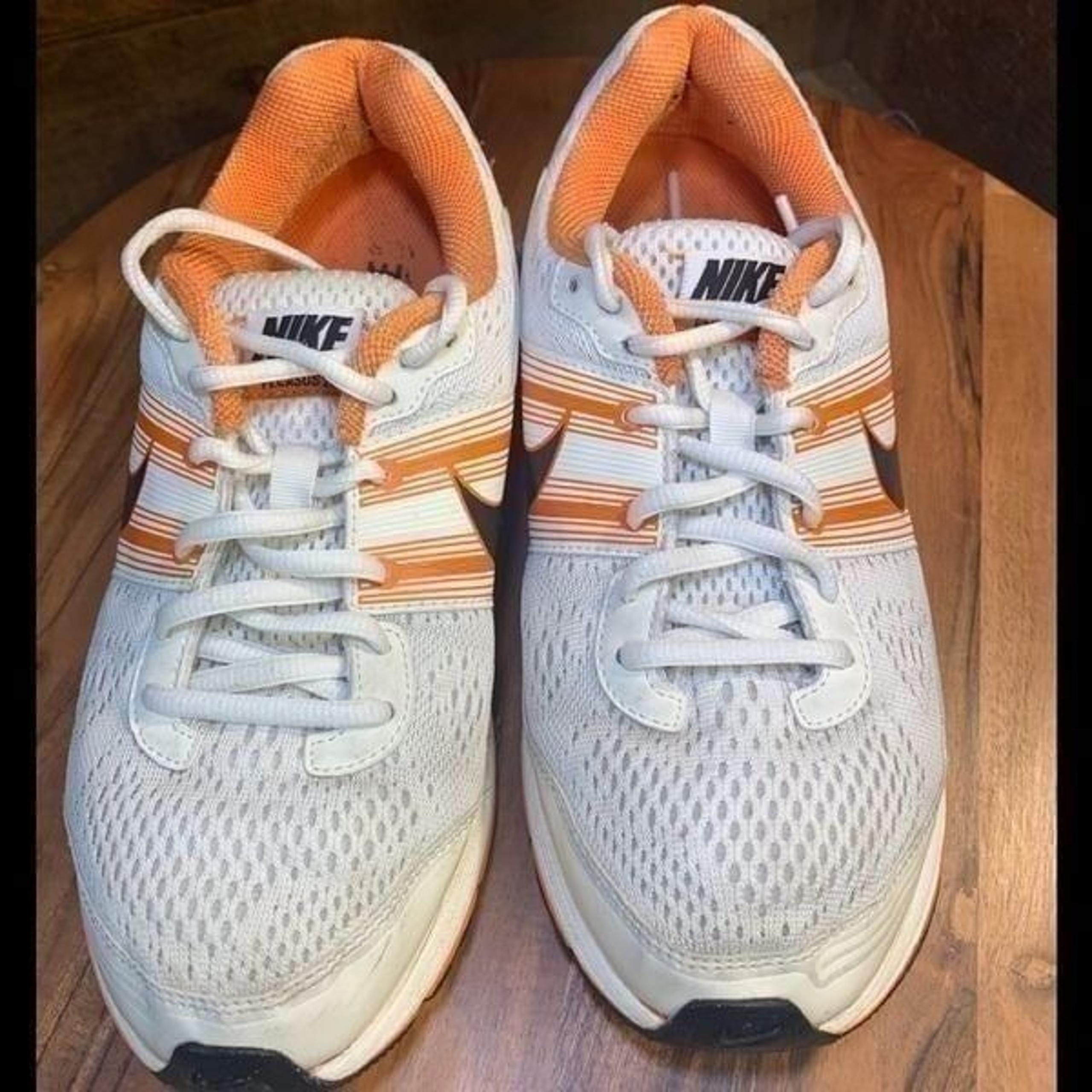 Nike Pegasus for ladies.  Inv 5316