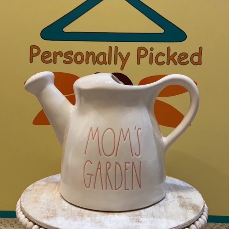 Rae Dunn MOMS GARDEN Watering Can