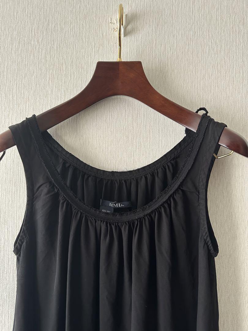 Limi feu Black Gather Tops