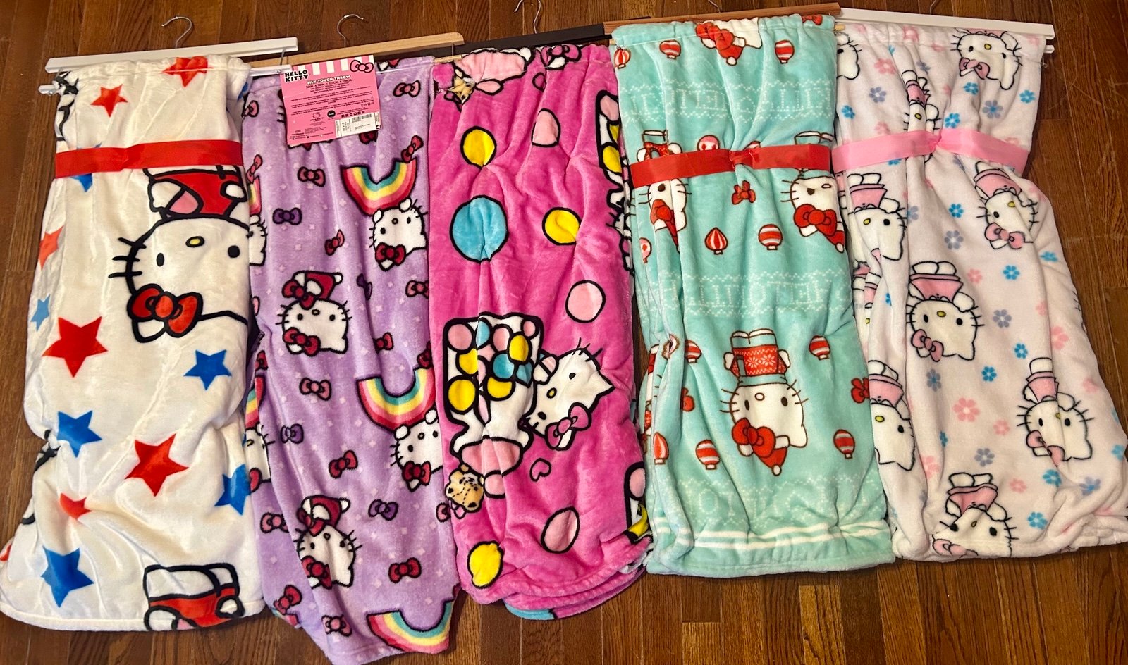 Hello kitty throw blankets