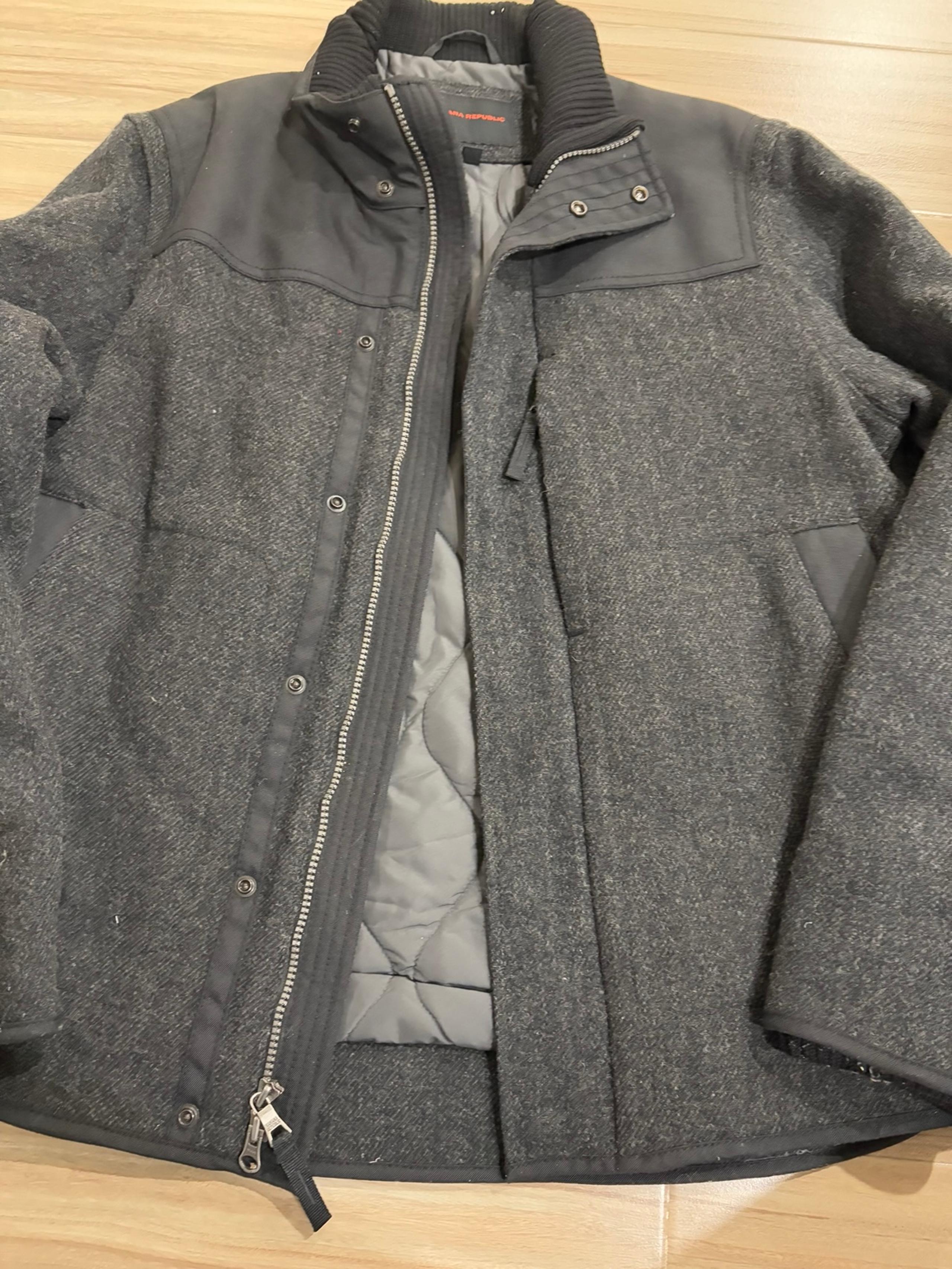Preowned Banana Republic men wool jacket coat size small