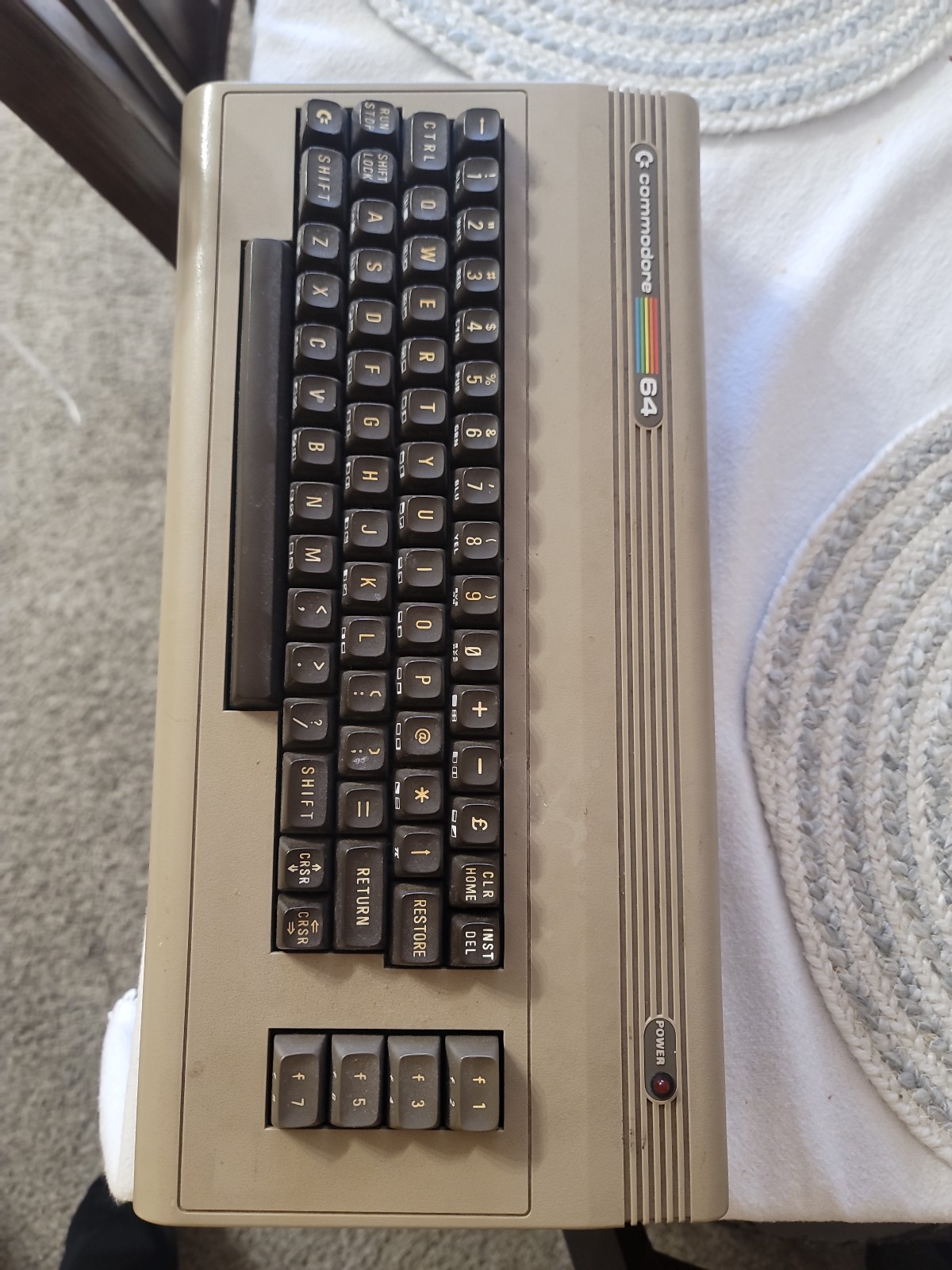 *(NON-FUNCTIONAL)* Commodore 64 Computer